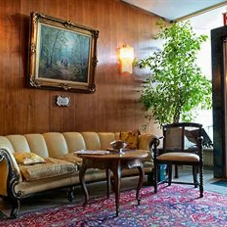 وكورهاوس إكسيلسيور 3*