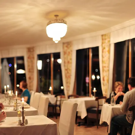 فندق وكورهاوس إكسيلسيور باد جاستاين