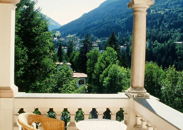 فندق وكورهاوس إكسيلسيور باد جاستاين