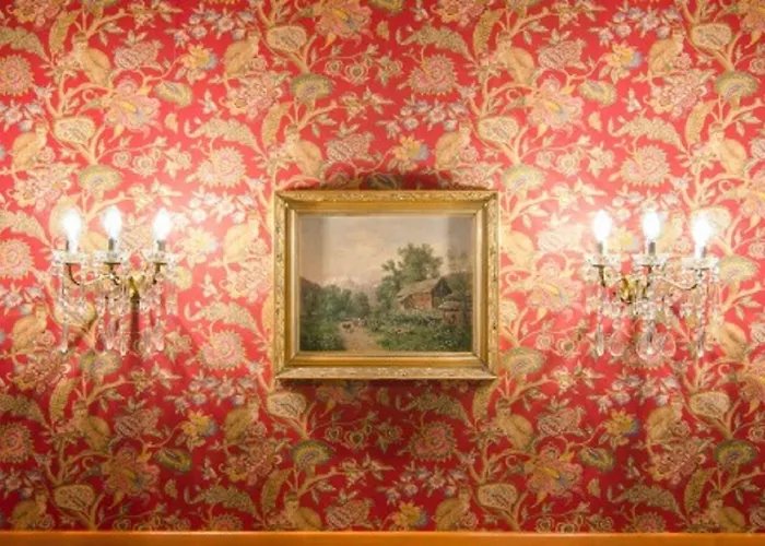 وكورهاوس إكسيلسيور فندق 3*