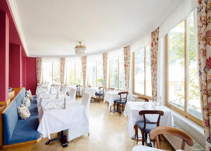 وكورهاوس إكسيلسيور 3*