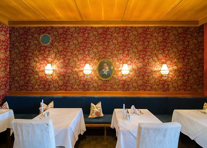 فندق وكورهاوس إكسيلسيور باد جاستاين